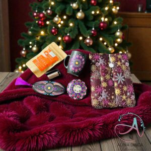 Set cadou de Crăciun pentru cititori cu husă de carte handmade, cană pictată manual, ceai și accesorii,